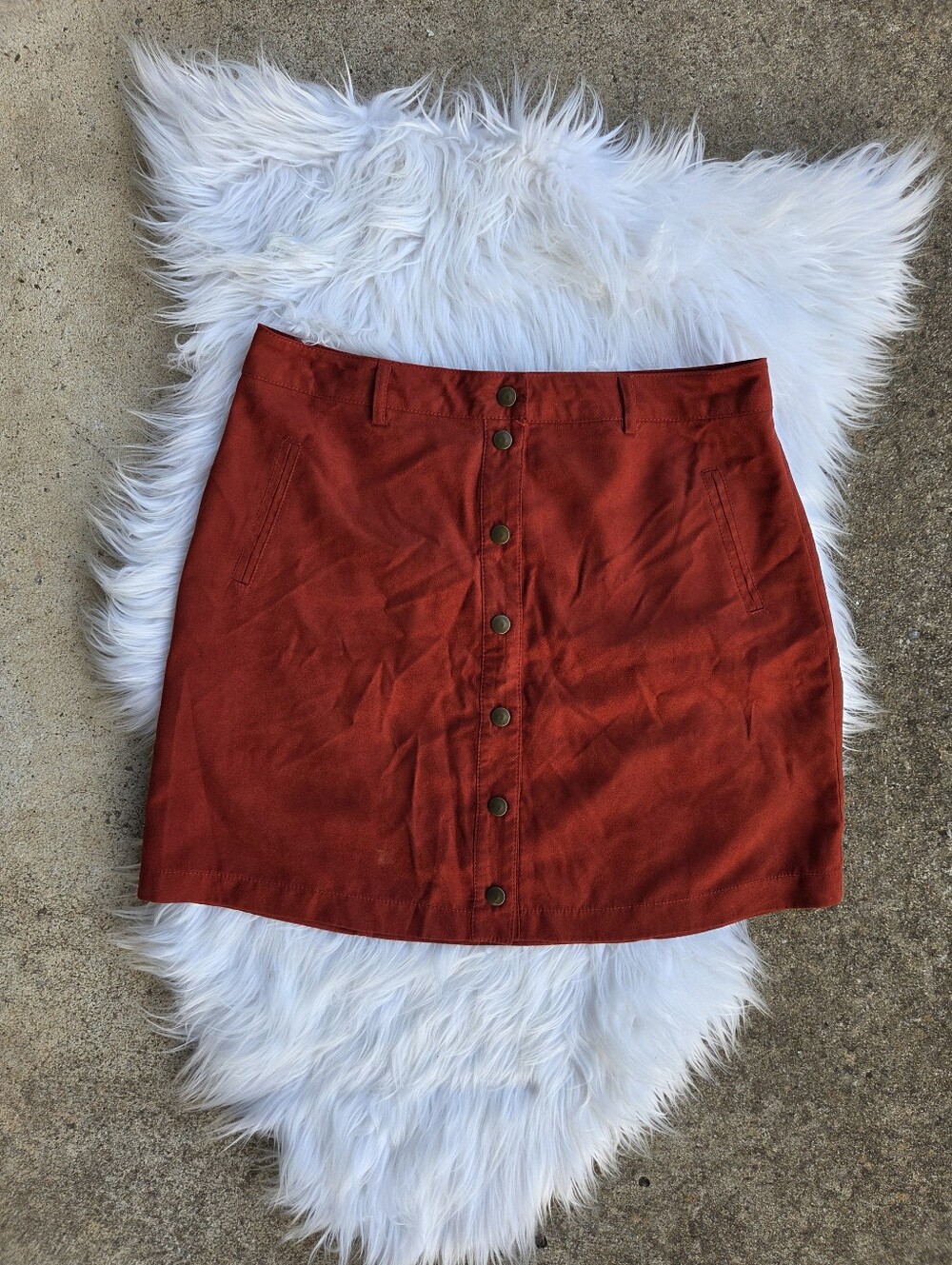 Forever 21 - Red Rust/Button Front Mini Skirt - Size Large - Picture 3 of 12